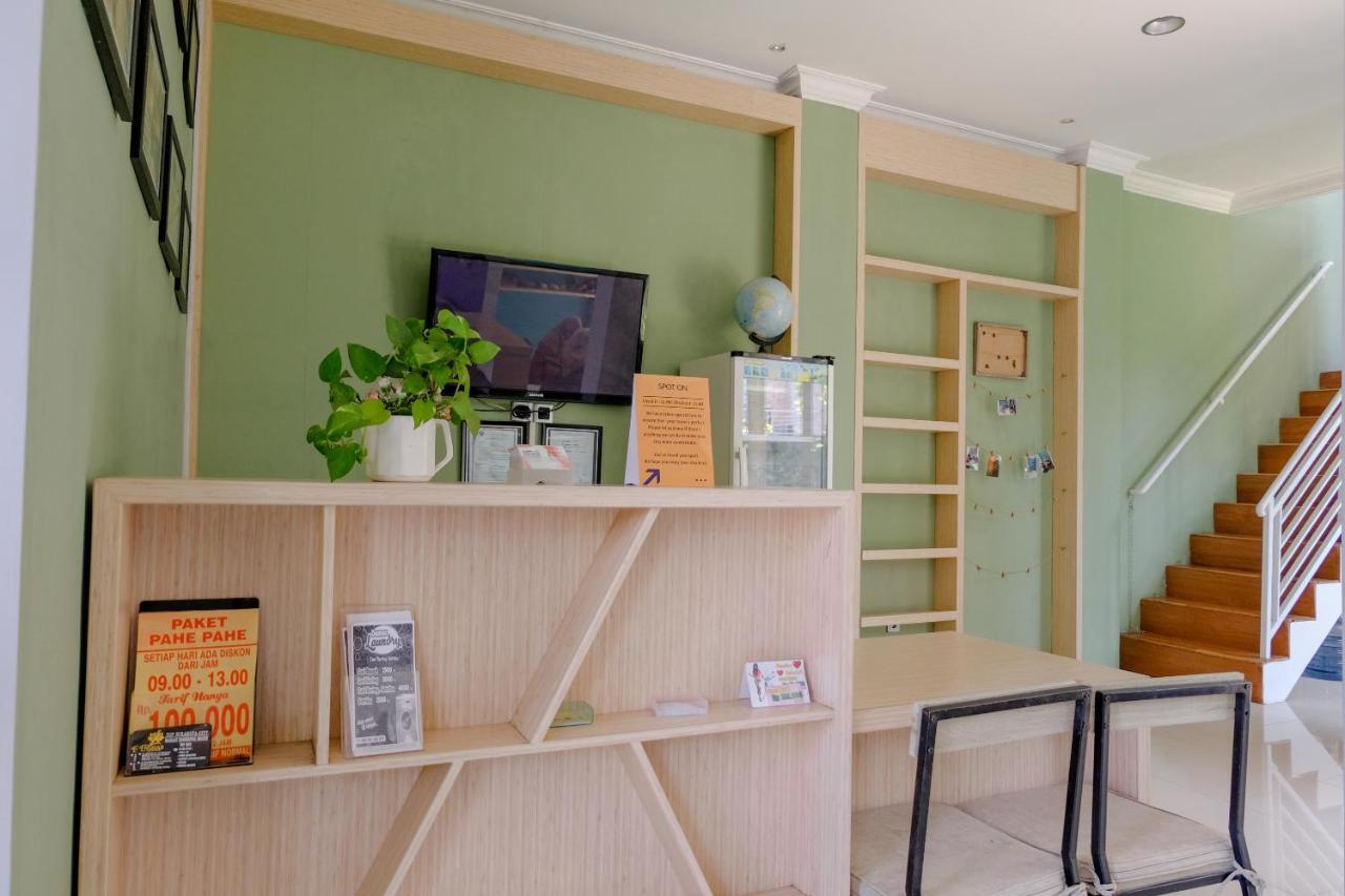 Spot On 1712 Griya Shanta Residence Malang Esterno foto