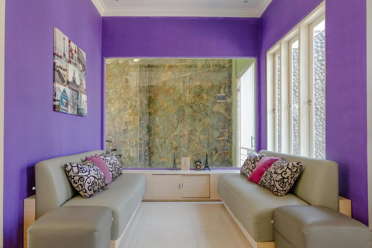 Spot On 1712 Griya Shanta Residence Malang Esterno foto