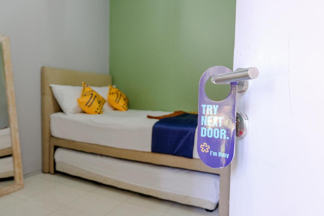 Spot On 1712 Griya Shanta Residence Malang Esterno foto